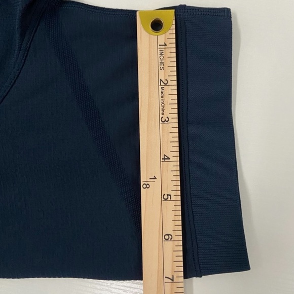 Lululemon Swiftly Tech Relaxed- Fit Polo Shirt Navy/Dark Blue Women’s Size 14 - Picture 12 of 15